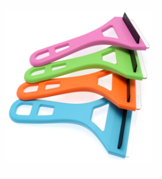 Rúðuskafa  með Plastblaði   ca 21cm lengd