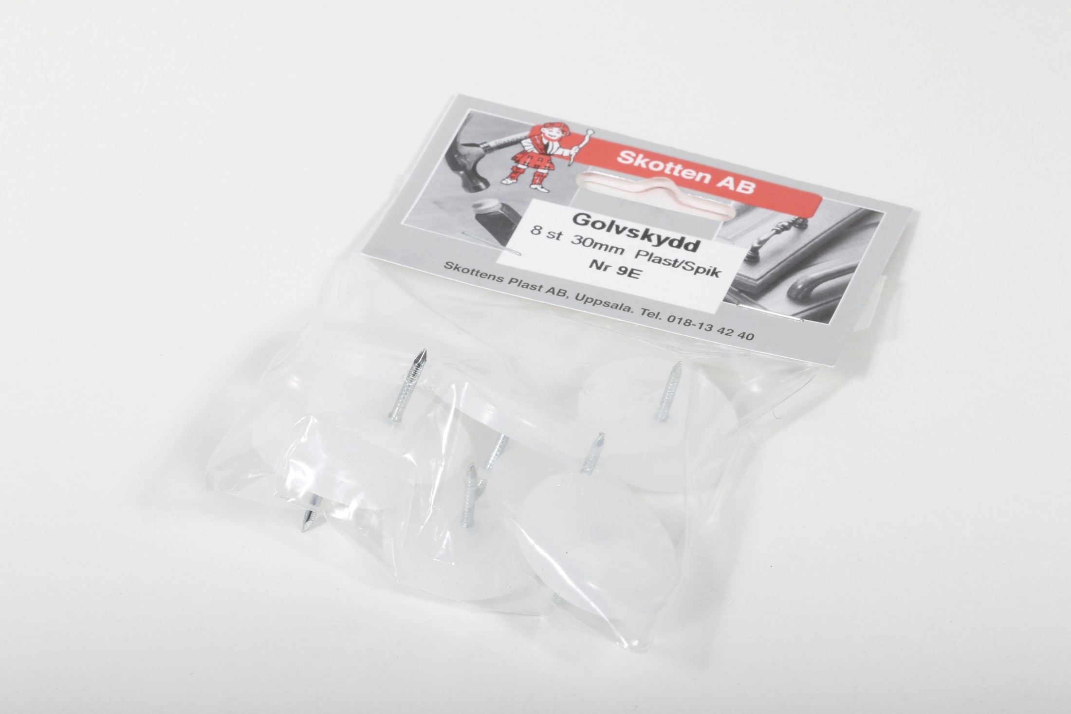 PLASTTAPPI 30MM M/NAGLA 8STK