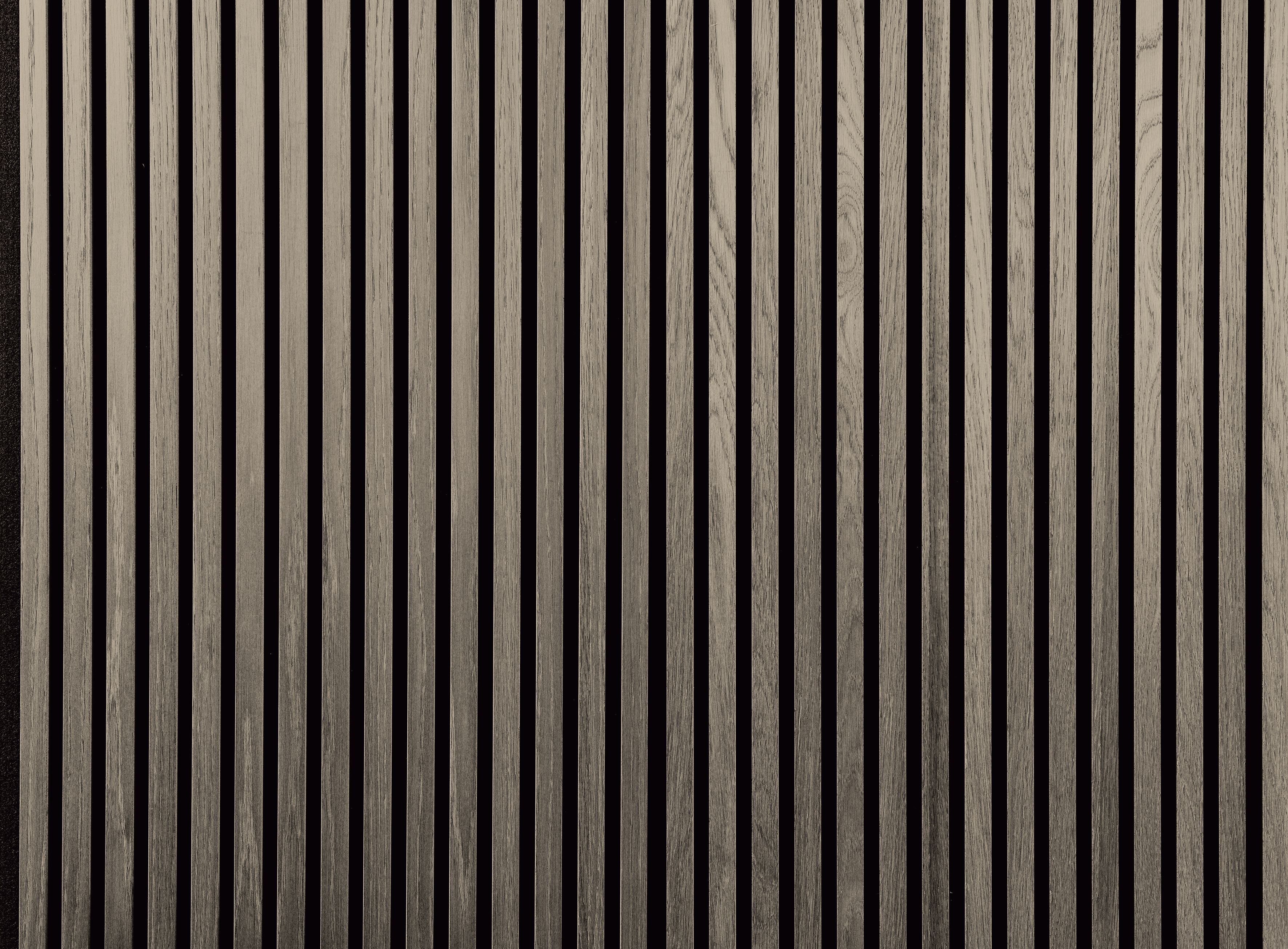 Hljóðdempandi plata Grá Eik 18x520x2440 mm