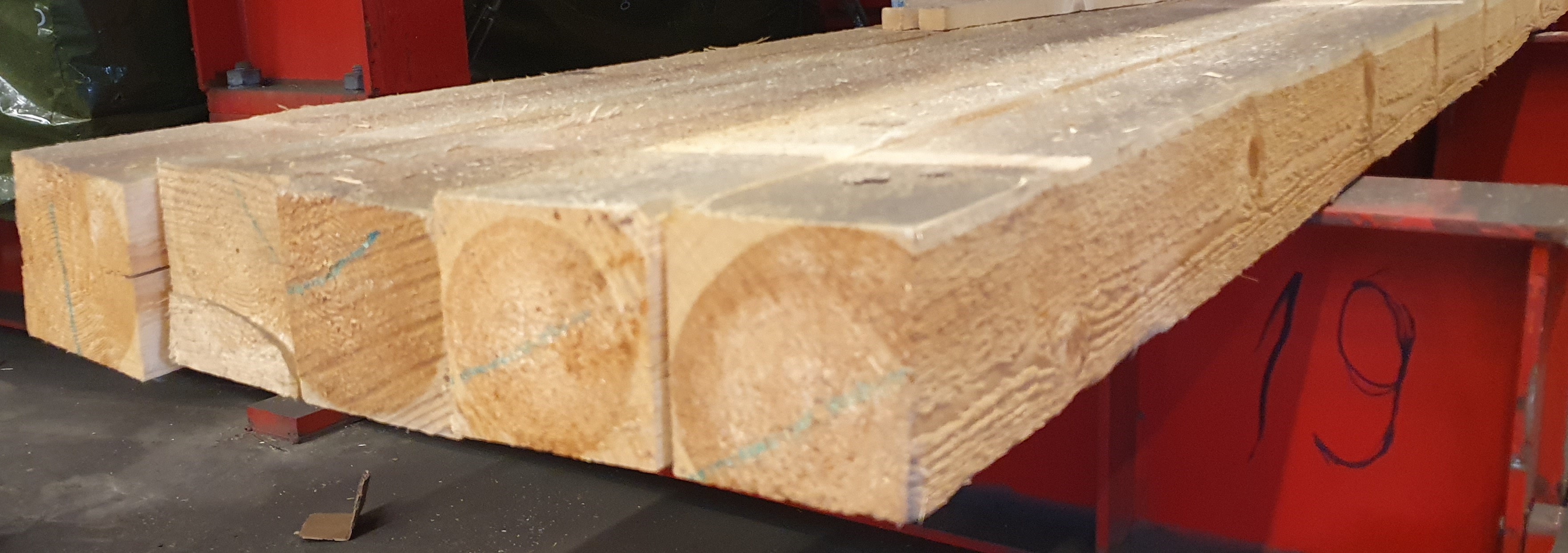 TIMBUR 5F ÓH100X100 6.0 PEFC 70%