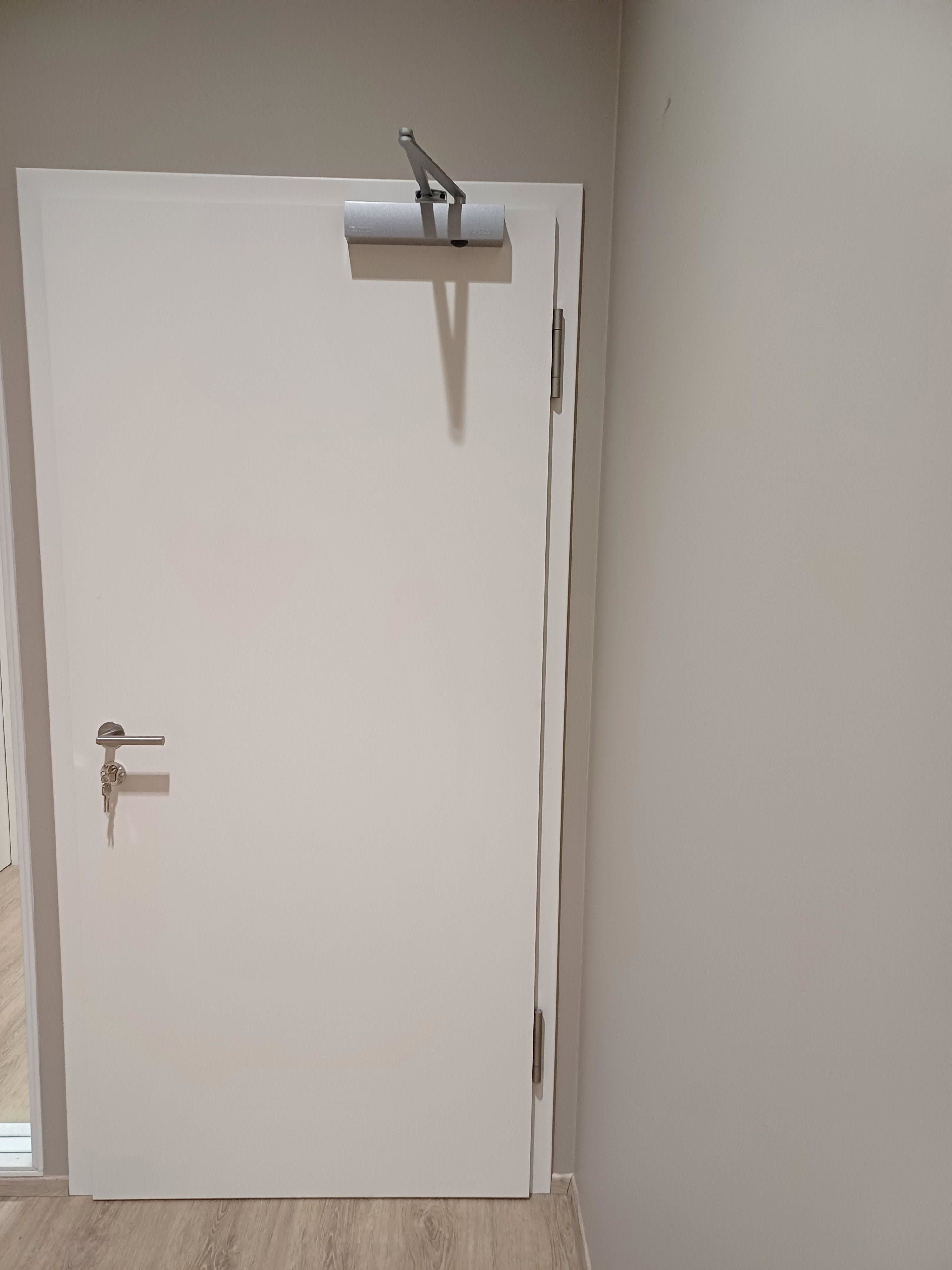 Eldvarnar Hurð  30mín  945 HVÍT LÖKKUÐ V*