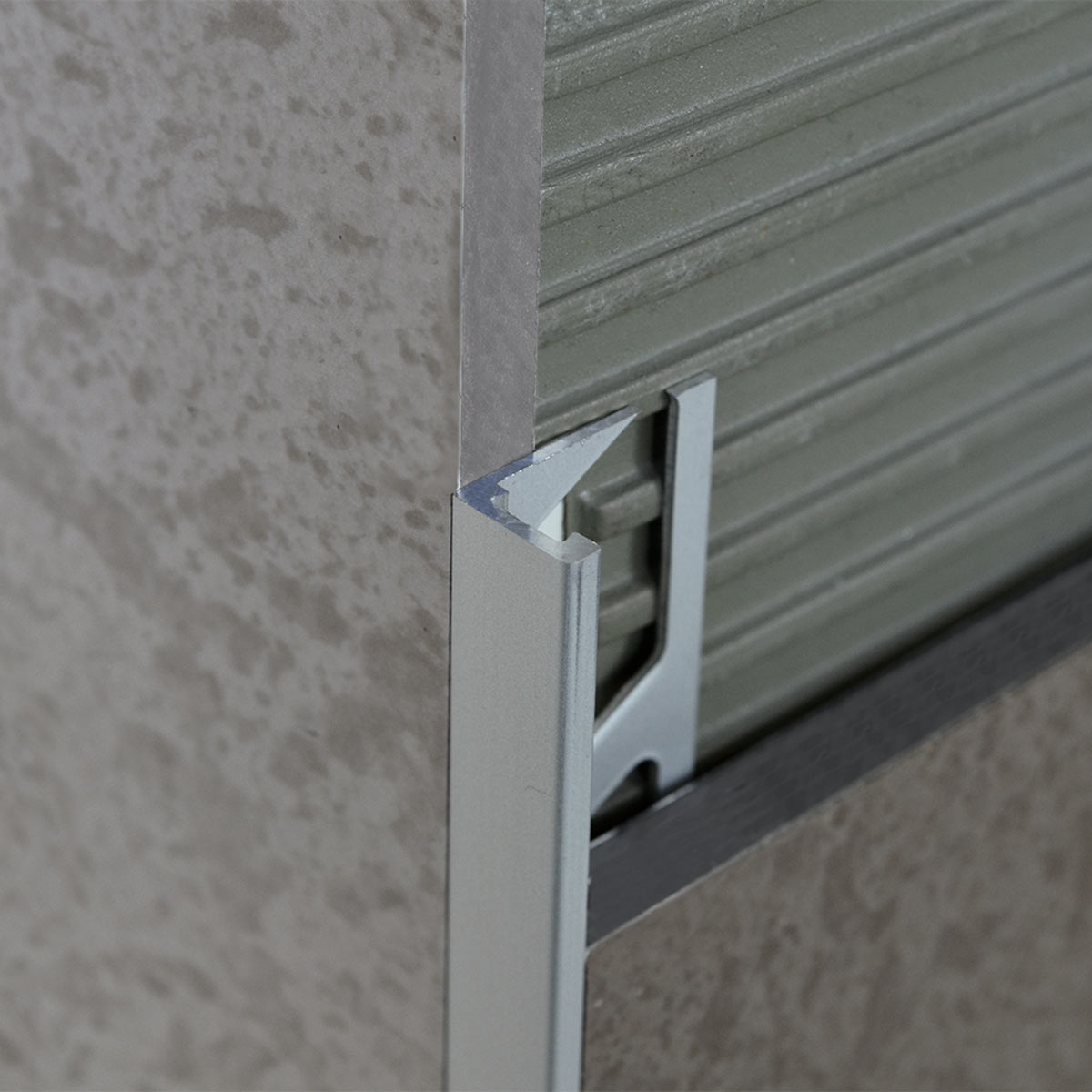 Frágangslisti Silver Pol.10 mm 270 cm