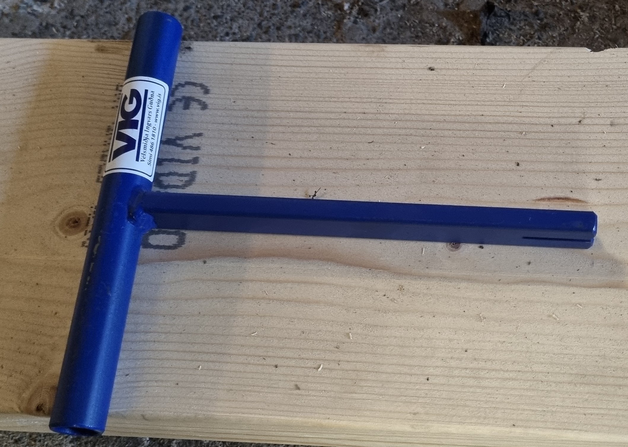 BROTJÁRN F/TENGIMÓT*