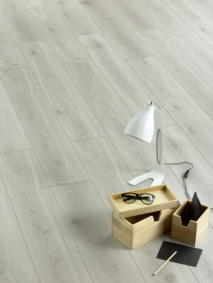 Harðparket 8 mm Grey Eik 1286x192 mm, AC5