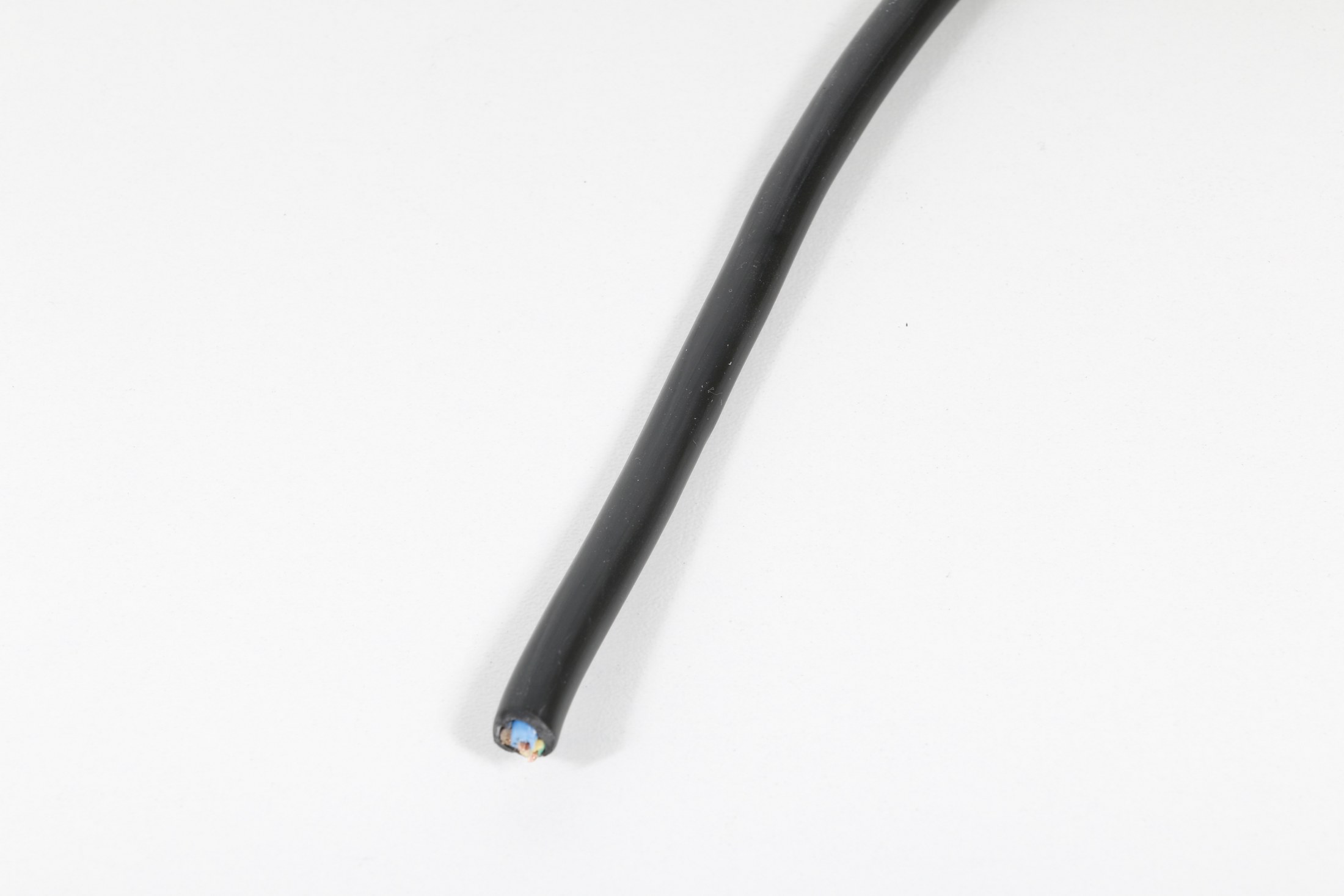 TÆKJASN.H05VV-F SVÖRT 3G0,75MM2.100M, SVÖRT TÆKJASNÚRA