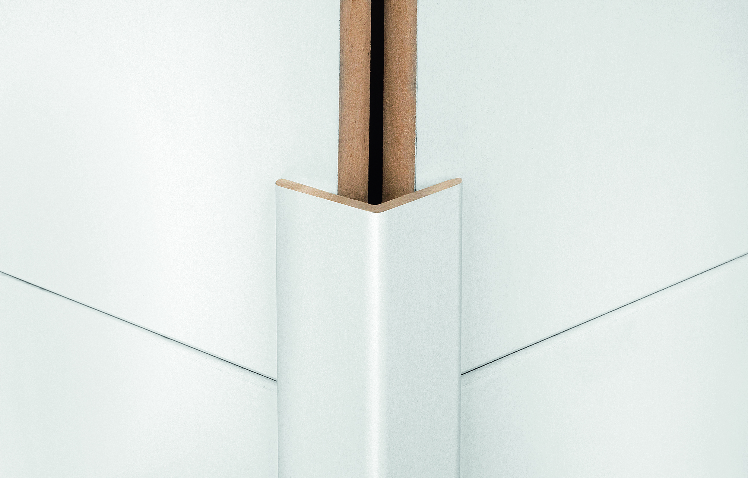 Frágangslisti f/þiljur 35x35x2600mm Hvítur