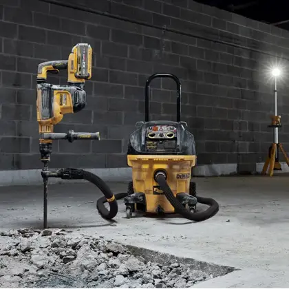 DeWalt Ryksuga 1400W