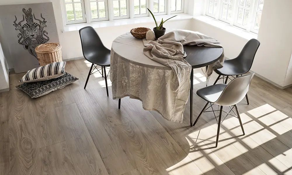 Vinylparket Organic Silent 9x2003x245mm Drifted Oak 582