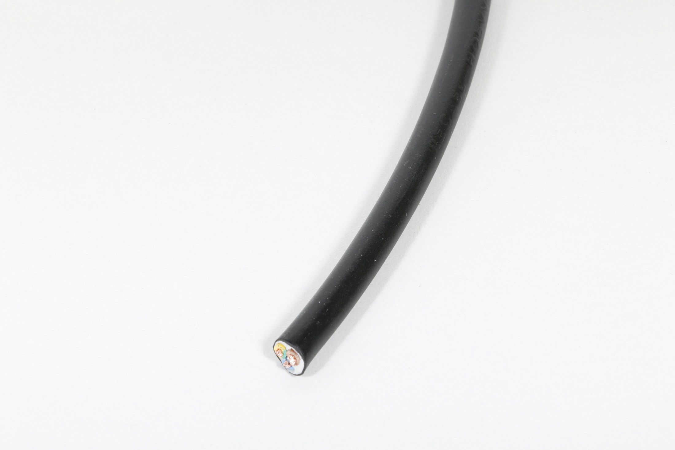 TÆKJASN.H05VV-F SVÖRT 3G1,5MM2.100M, SVÖRT TÆKJASNÚRA