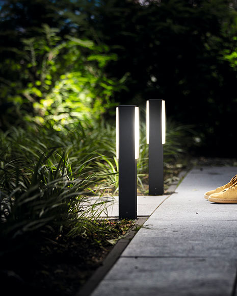 Stratosphere lítill staur úti2 x 4,5w i Led