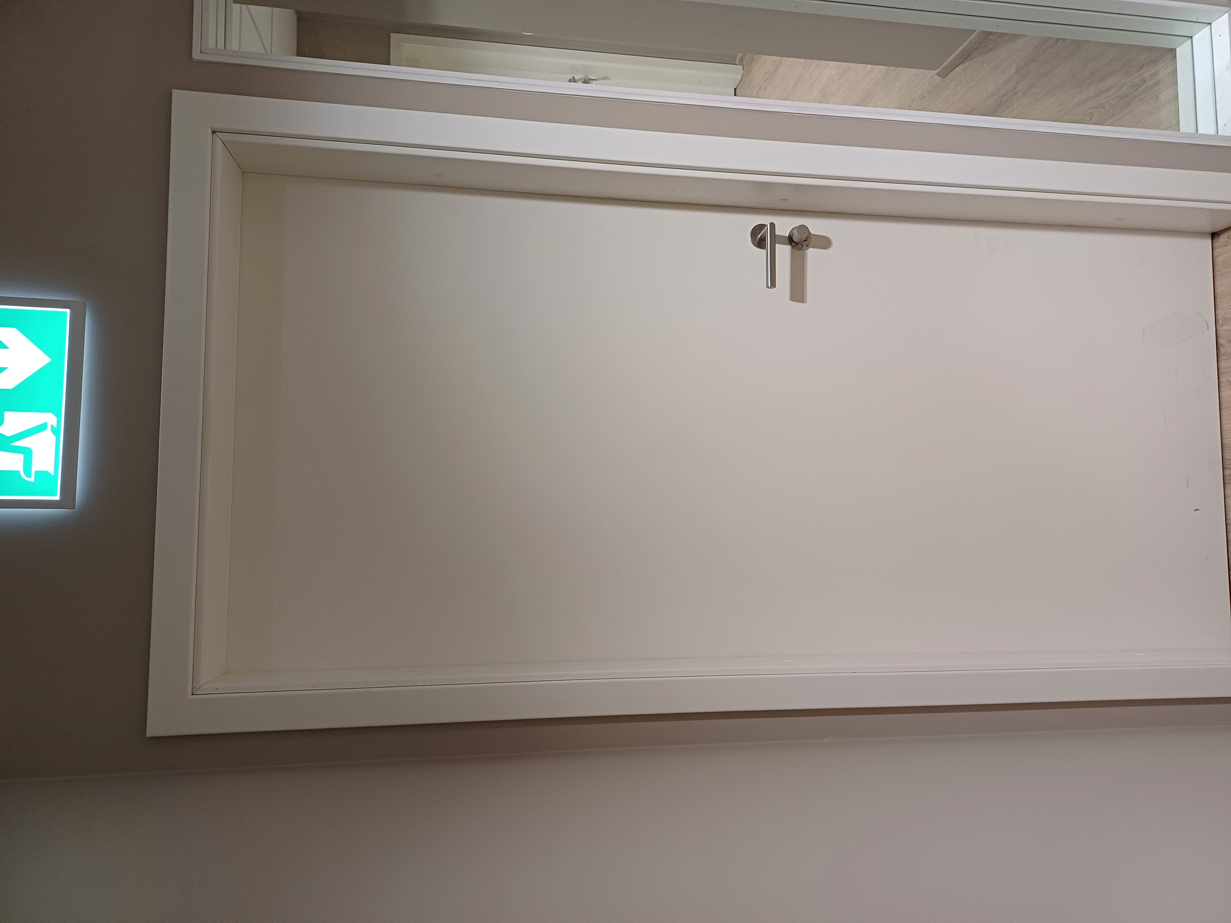 Hurð Hvítt 945 -2120-48mm EI30CS H* 42db