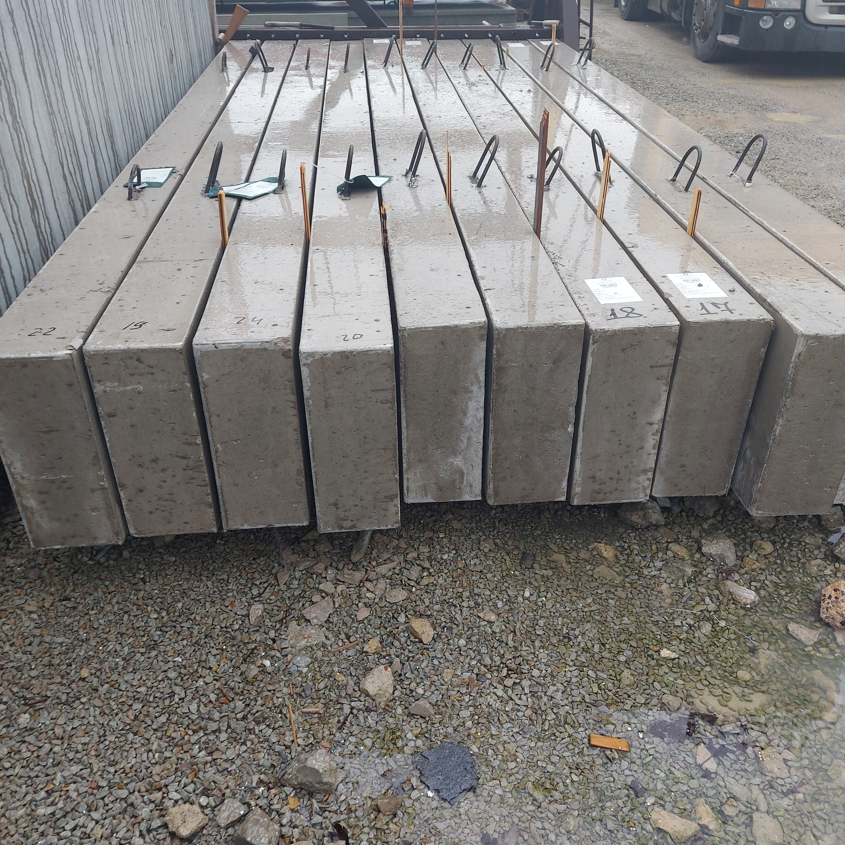 Forsteyptur sökkull -L4336xB200xH500